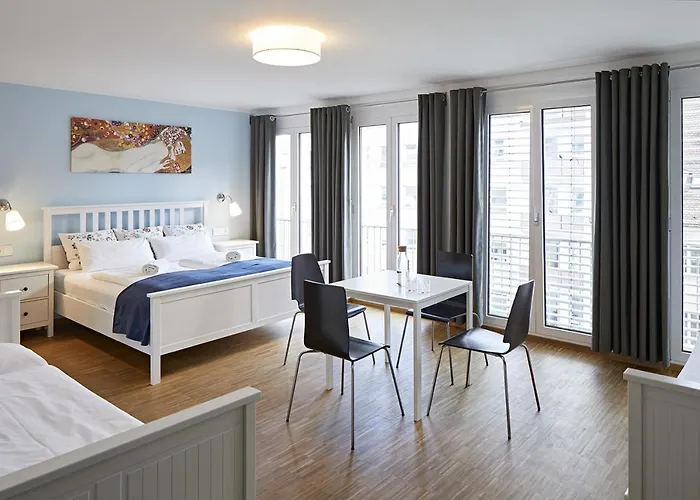 Nonstop - Ubernacht - Hostelhotelhome 호텔