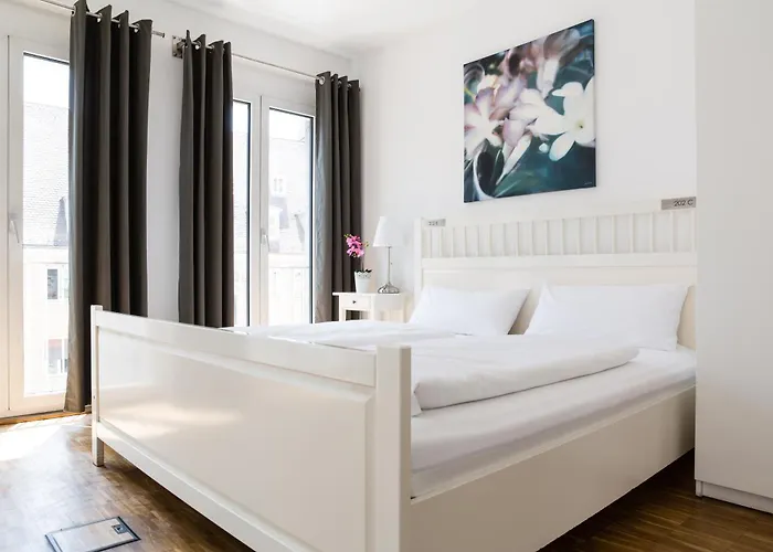 호텔 Nonstop - Ubernacht - Hostelhotelhome 아우크스부르크