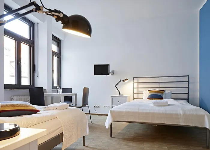 Nonstop - Ubernacht - Hostelhotelhome 호텔