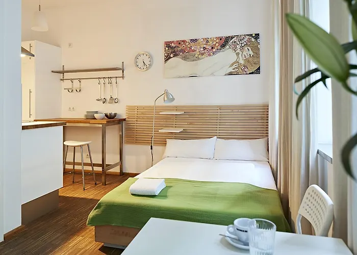 Nonstop - Ubernacht - Hostelhotelhome 2* 아우크스부르크