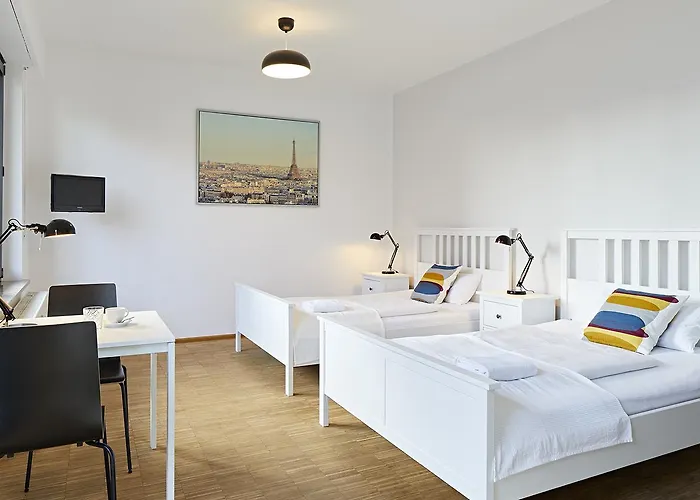 Nonstop - Ubernacht - Hostelhotelhome 호텔 2*