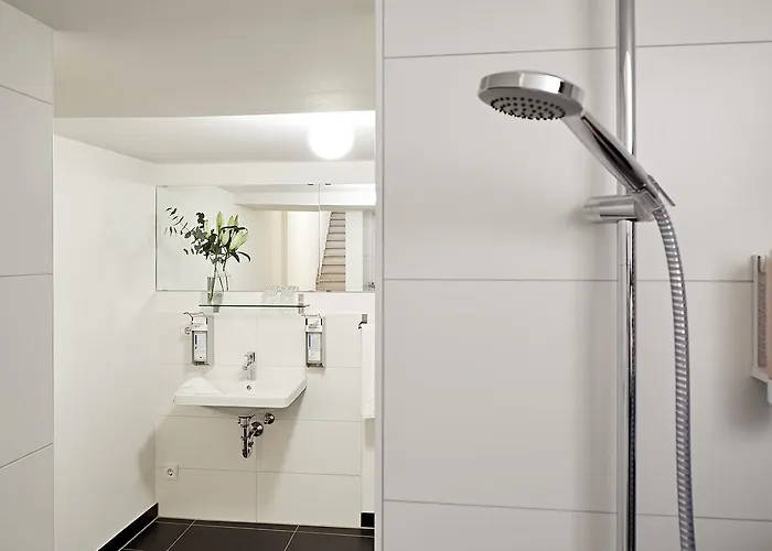 Nonstop - Ubernacht - Hostelhotelhome 호텔