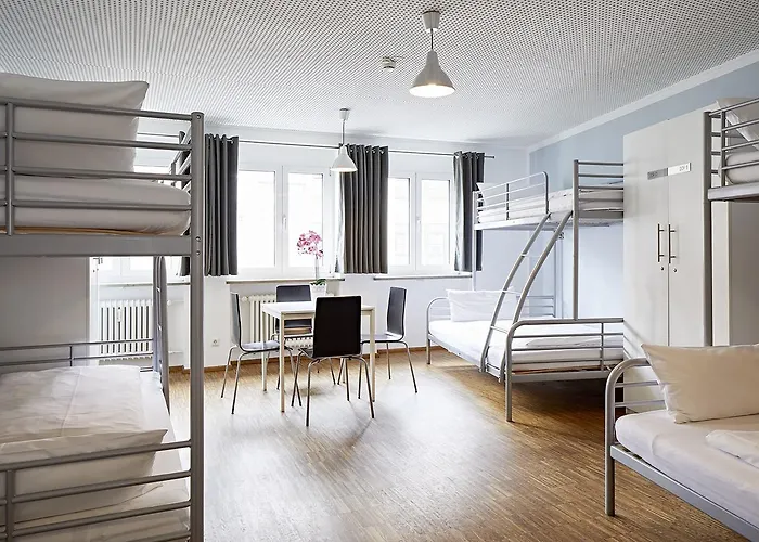 호텔 Nonstop - Ubernacht - Hostelhotelhome 2*