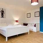 Nonstop - übernacht - Hostelhotelhome -