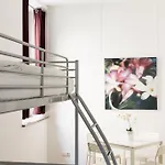 Hotel Nonstop - übernacht - Hostelhotelhome - 2*