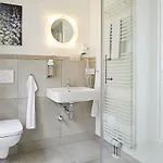 Nonstop - übernacht - Hostelhotelhome -