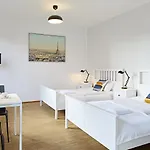 Nonstop - übernacht - Hostelhotelhome - Hotel 2*