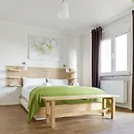 Nonstop - übernacht - Hostelhotelhome - Hotel 2*