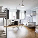 호텔 Nonstop - Ubernacht - Hostelhotelhome 2*