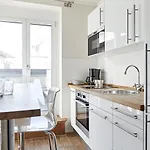 Nonstop - übernacht - Hostelhotelhome -