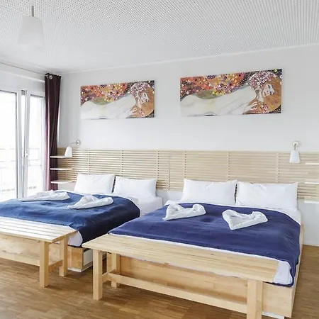 Nonstop Hotel Augsburg - Uebernacht - Hostelhotelhome - Отель 2*