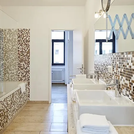 فندق Nonstop - Ubernacht - Hostelhotelhome اوغسبورغ