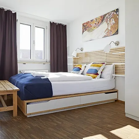 فندق Nonstop - Ubernacht - Hostelhotelhome 2*