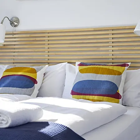 Nonstop - Ubernacht - Hostelhotelhome Otel 2*