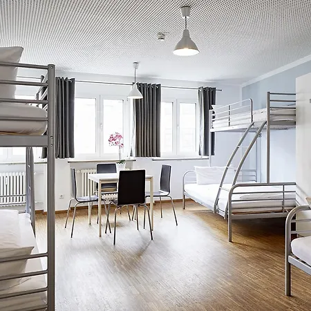 호텔 Nonstop - Ubernacht - Hostelhotelhome 2*