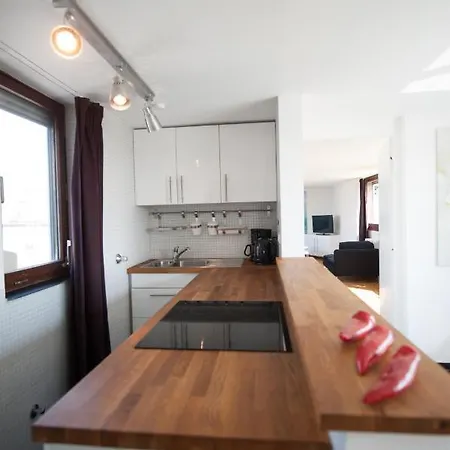 Nonstop - Ubernacht - Hostelhotelhome