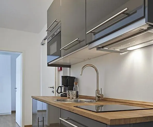 Nonstop - Ubernacht - Hostelhotelhome 2*